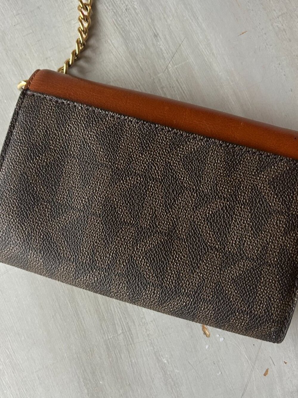 Michael Kors Logo Hudson Phone Crossbody Bag Signature Brown MINT CONDITION - Picture 10 of 14